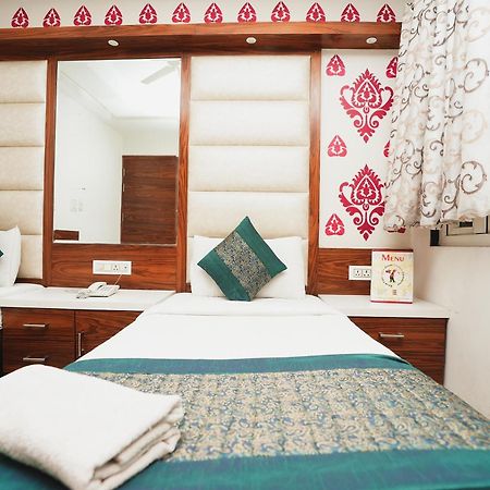 Hotel Kabir Palace Karol Bagh Új-Delhi Kültér fotó