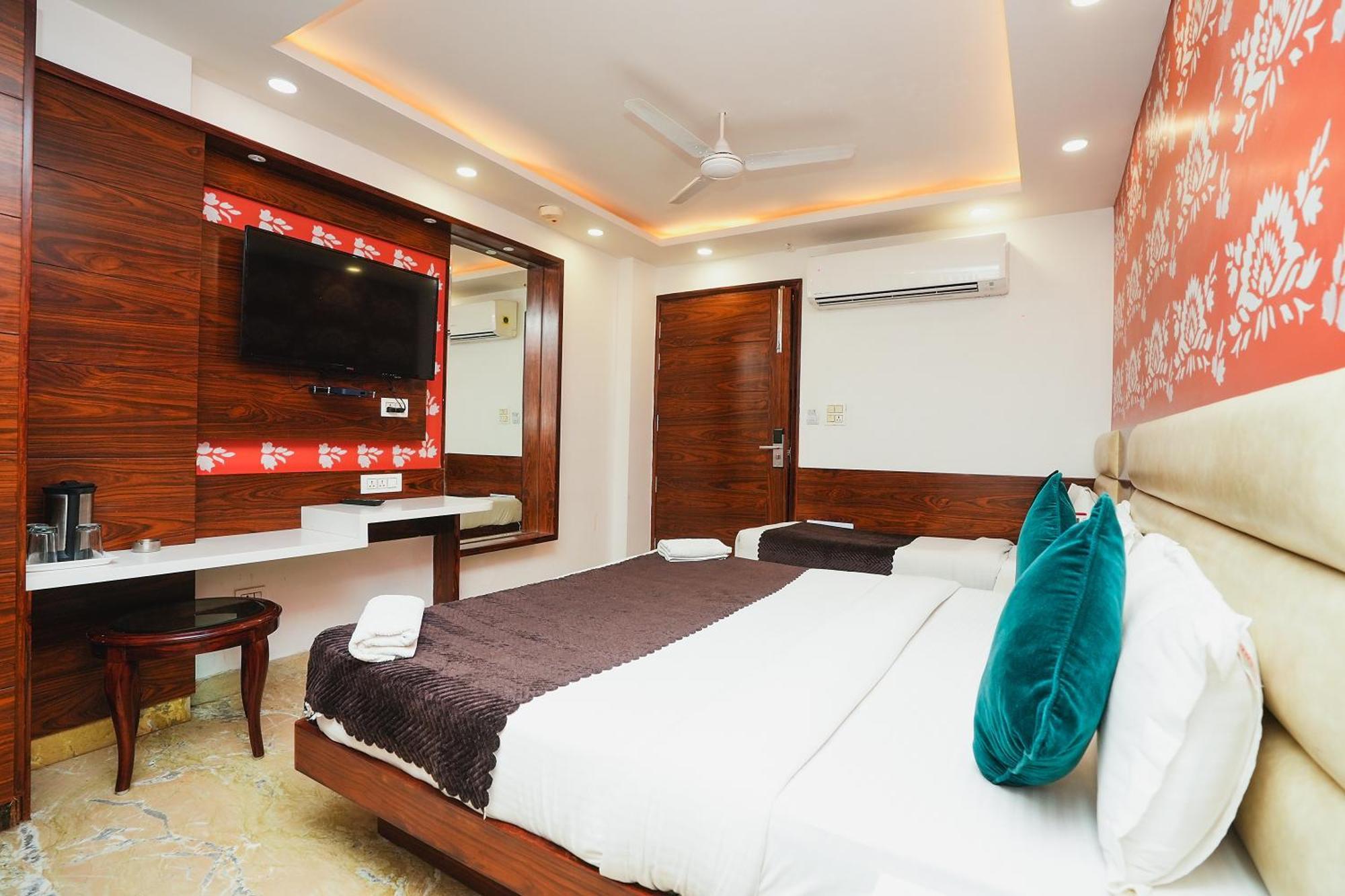 Hotel Kabir Palace Karol Bagh Új-Delhi Kültér fotó