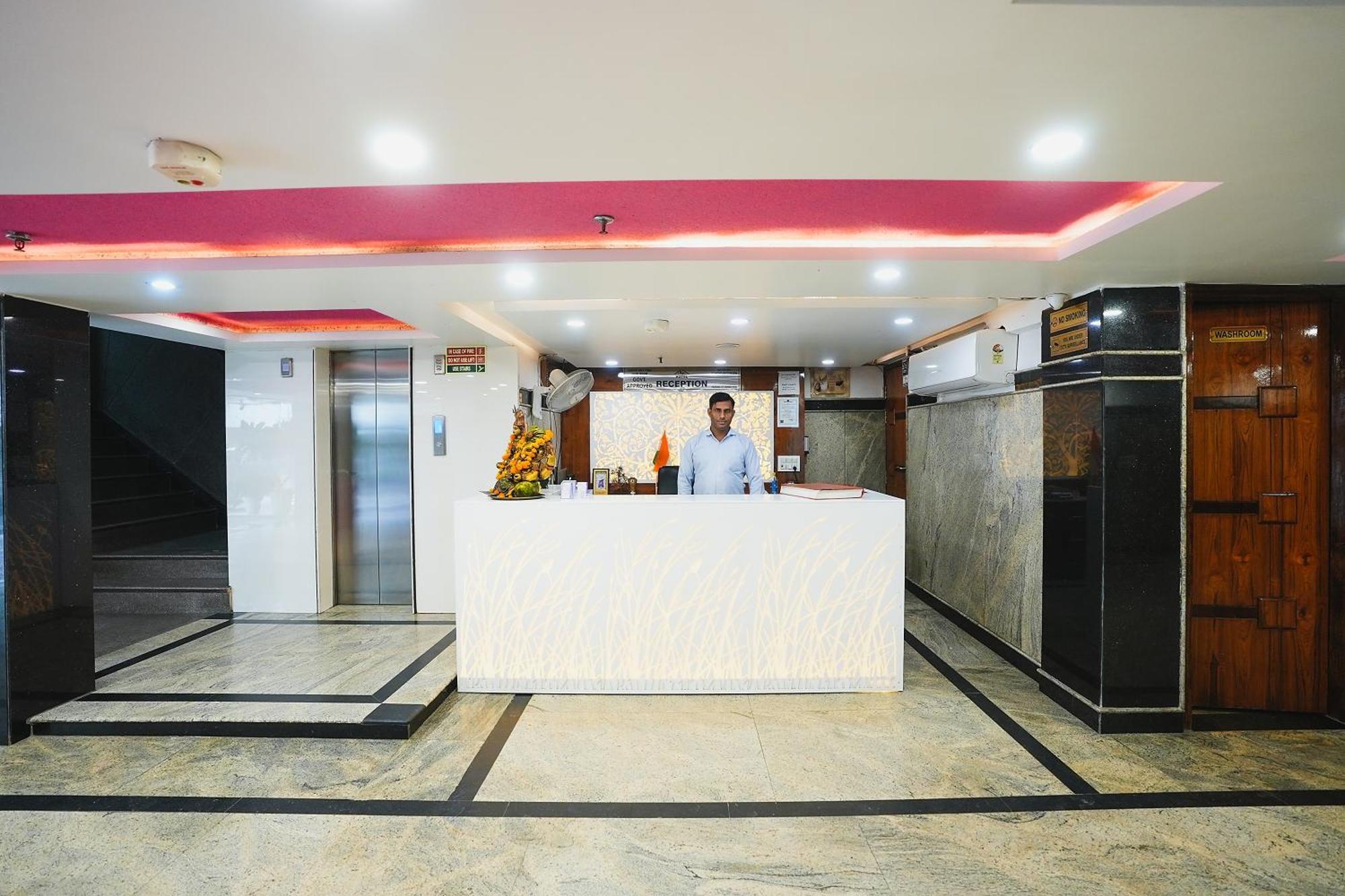 Hotel Kabir Palace Karol Bagh Új-Delhi Kültér fotó